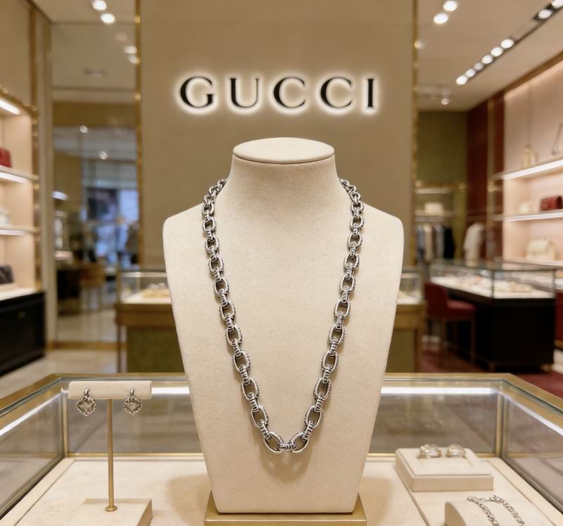 Gucci Necklace  02yxs09